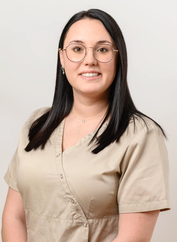 Lauriane, assistante dentaire qualifiée au Cabinet des Drs Hildwein & Muller-Tritschler